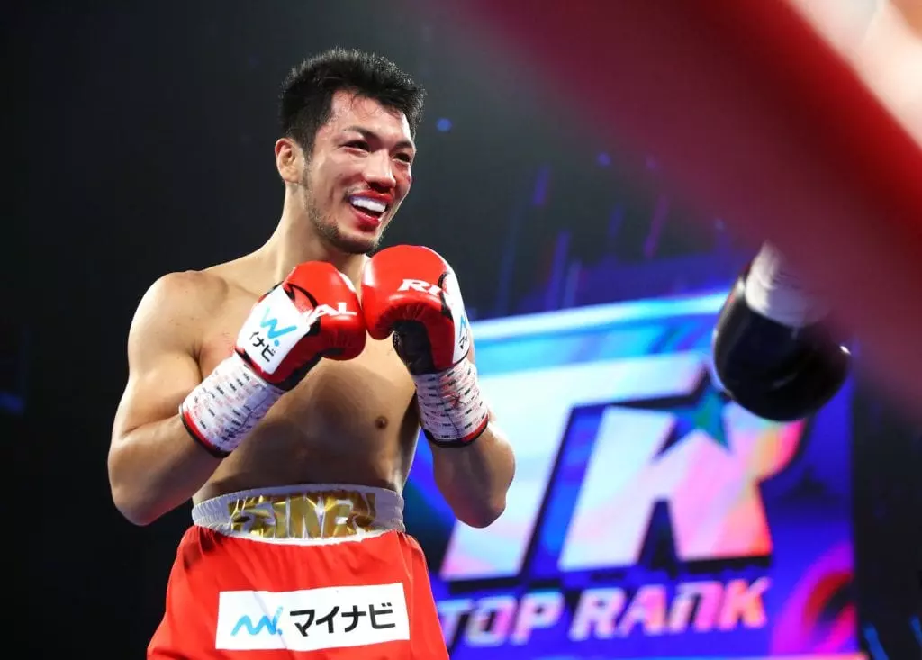 Ryota Murata New 'Super' Champ at 160