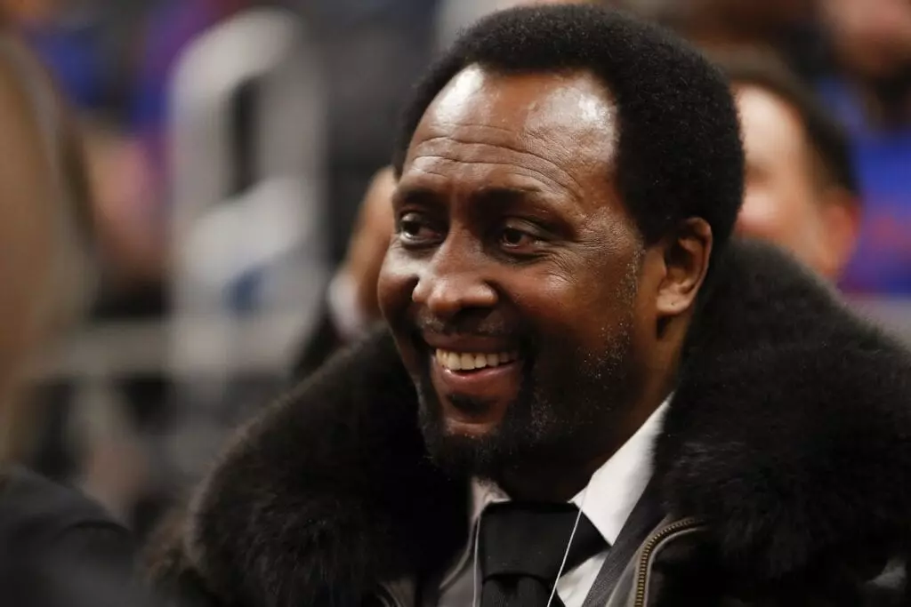 Reliving History: Thomas ‘The Hitman’ Hearns vs. Randy Shields For WBA Title