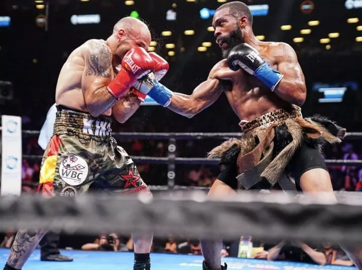 russell martinez fight 40