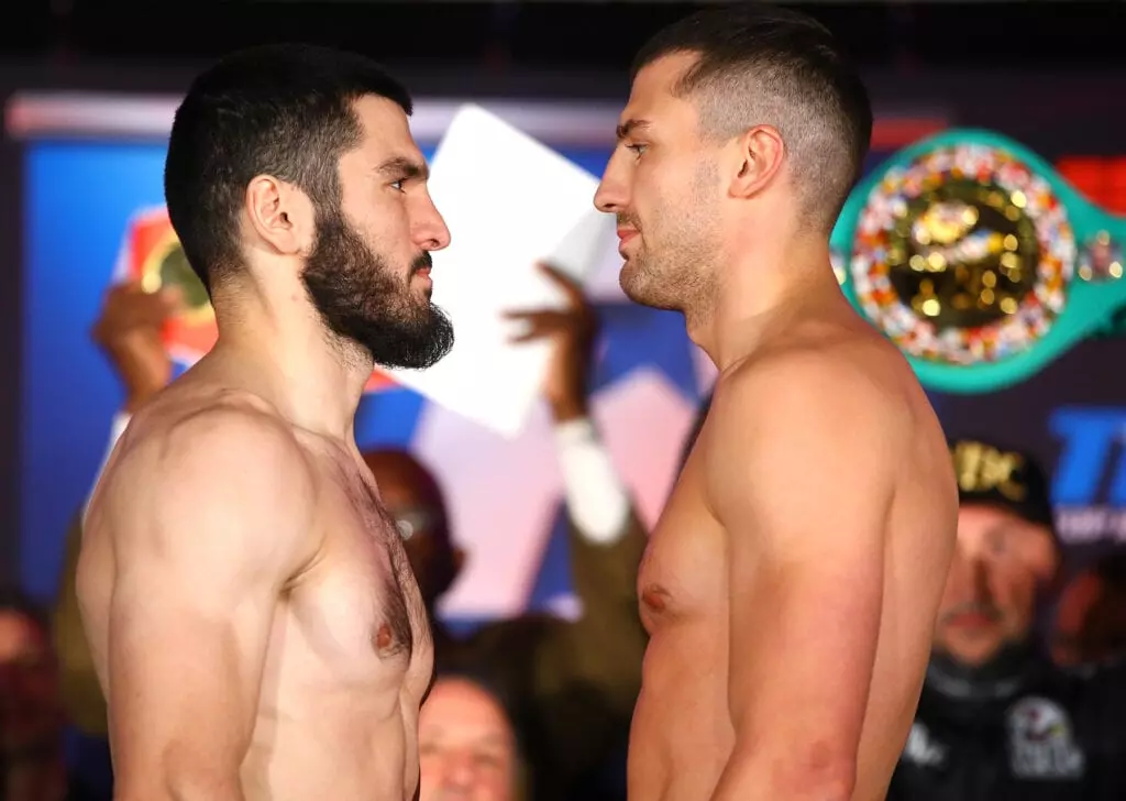Artur Beterbiev vs Oleksandr Gvozdyk faceoff
