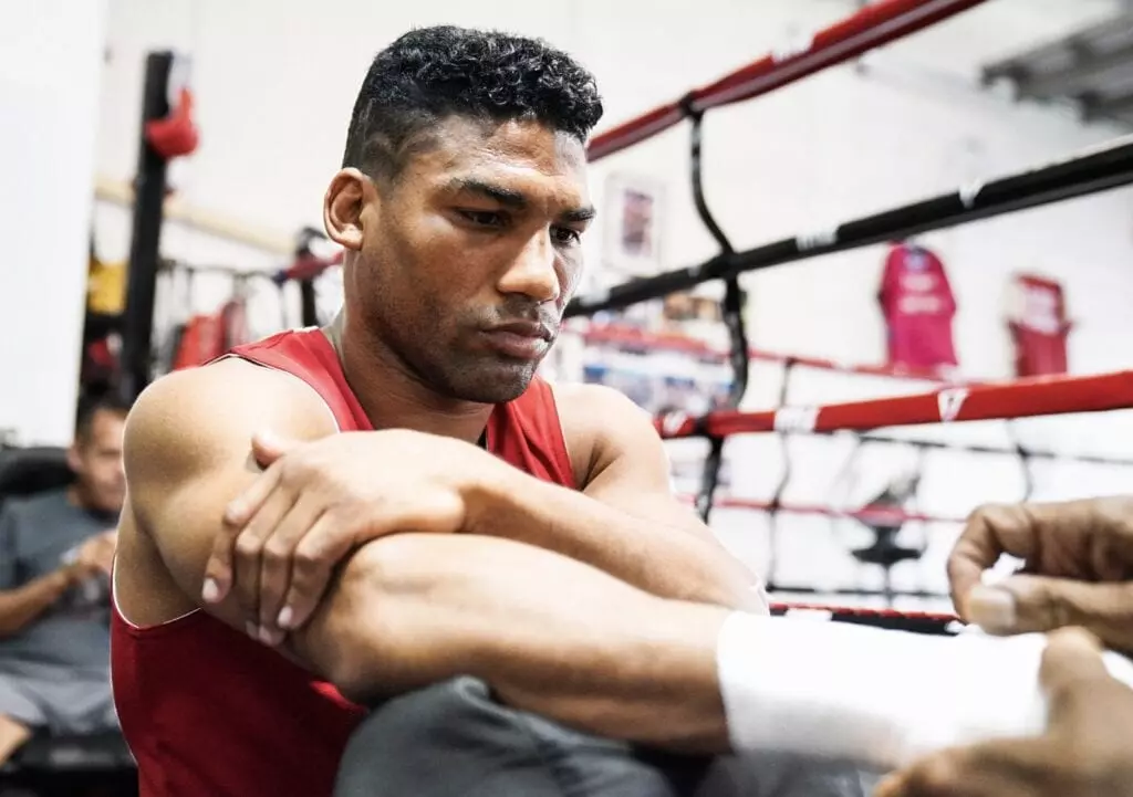 Yuriorkis Gamboa Out Of Colbert Bout Due To Injury