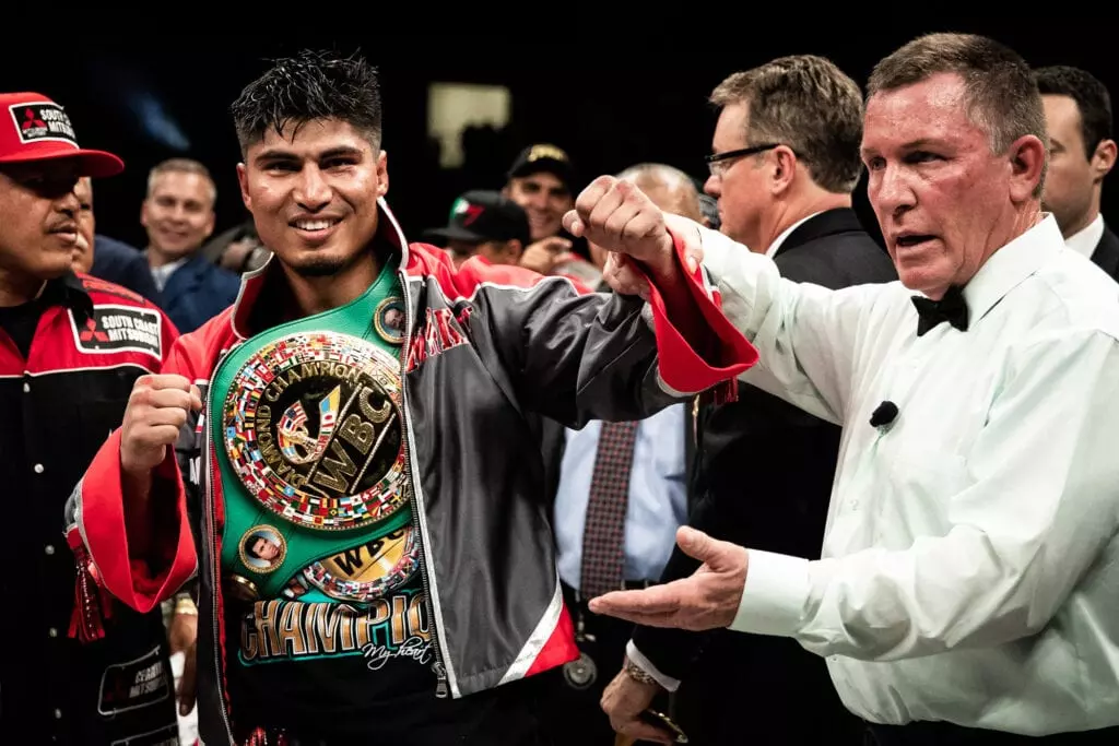 Report - Who Asked For Mikey Garcia In Fresno?