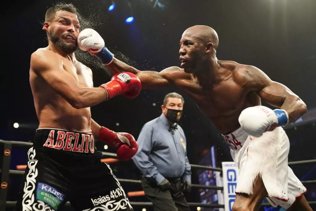 Spence Out , Ugas New Opponent For Pacquiao