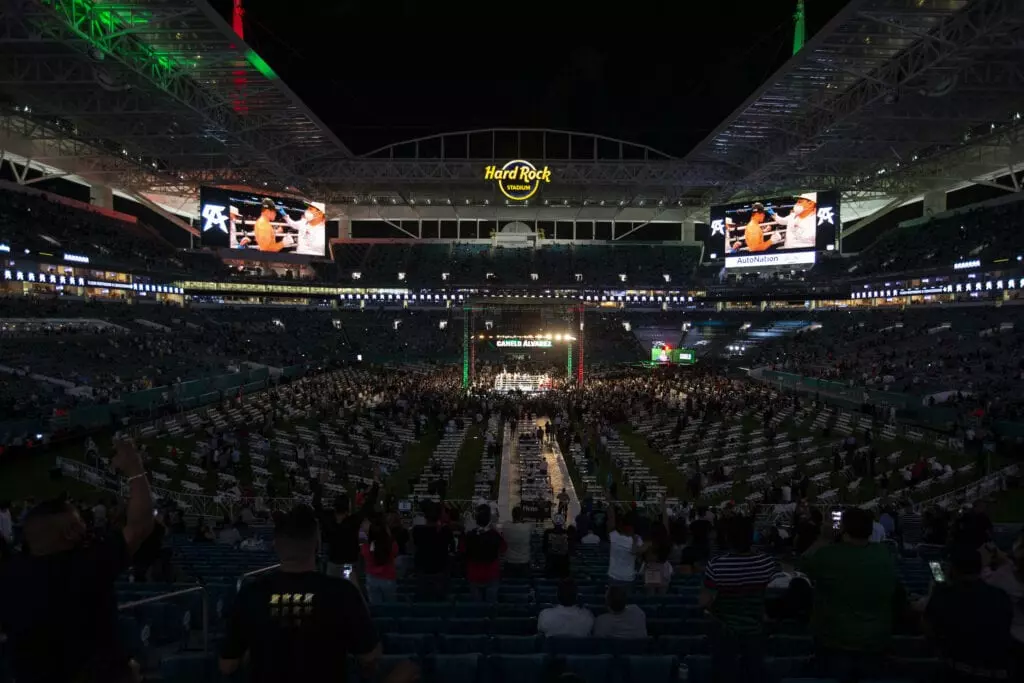 5 Iconic Boxing Fights Held in Football Stadiums - Football Stadium Boxing Fights