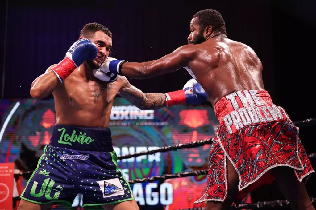 Broner Santiago Action 2 scaled