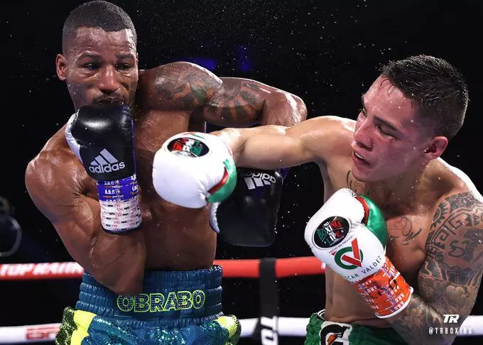 WBC Valdez-Conceicao judge- "Sorry For Having Bad Night"