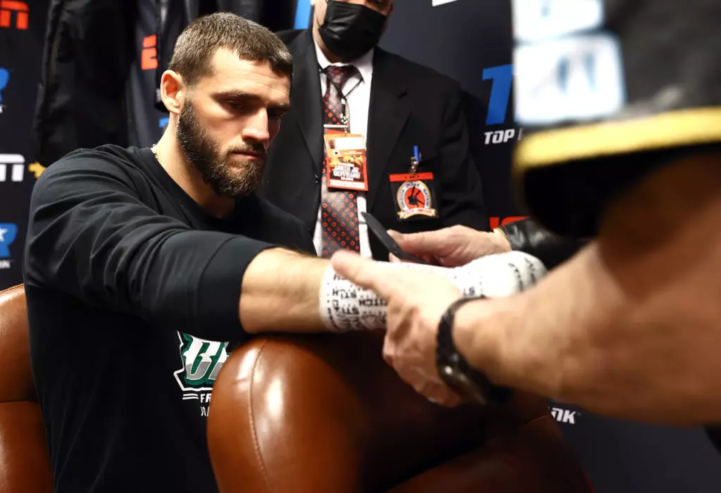 Report- Artur Beterbiev- Joe Smith Jr Unification Bout Next?
