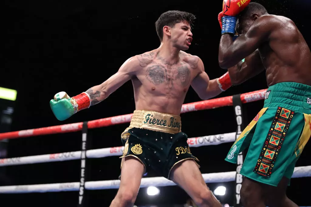 Oscar de Lay Hoya Teases Possible Fascinating Future Move for Ryan Garcia