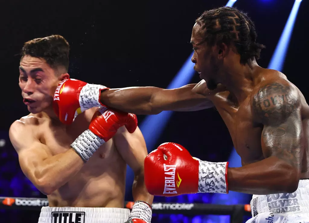 Keyshawn Davis Impressive On Valdez-Stevenson Undercard