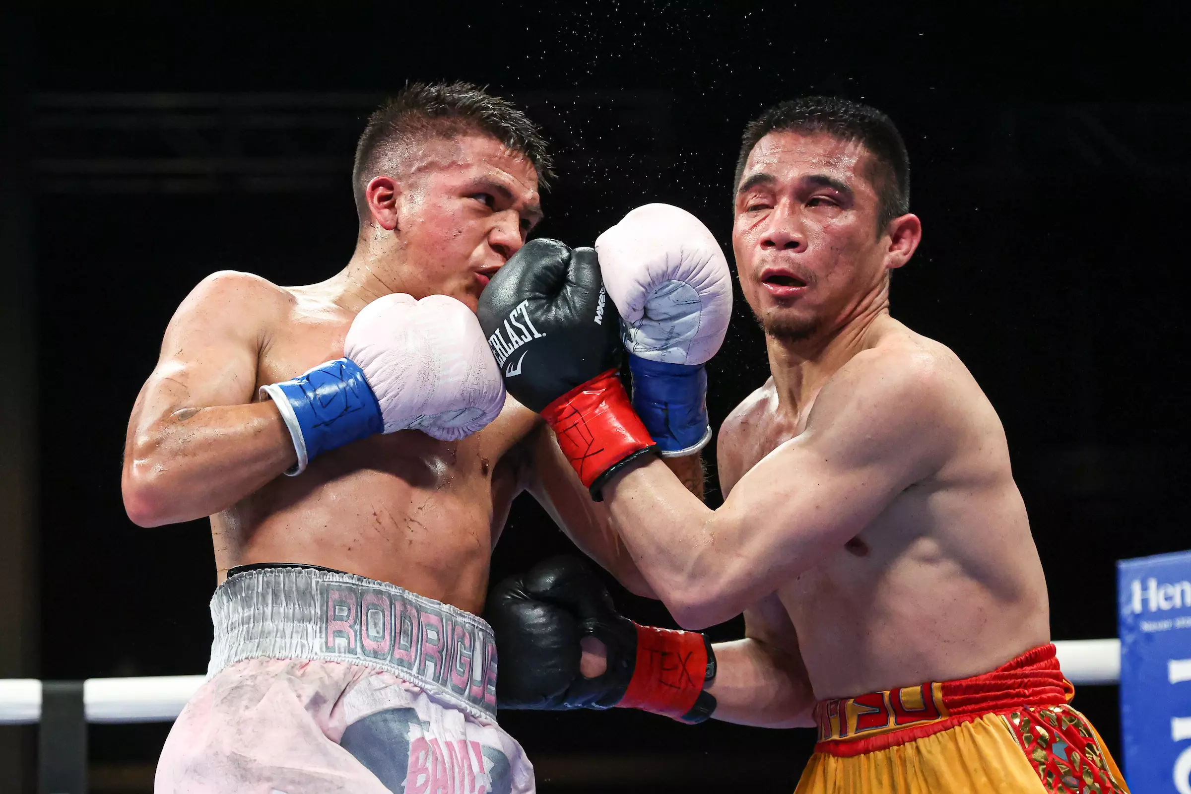 Rodriguez Dominates/Stops Sor Rungvisai In Masterful Performance