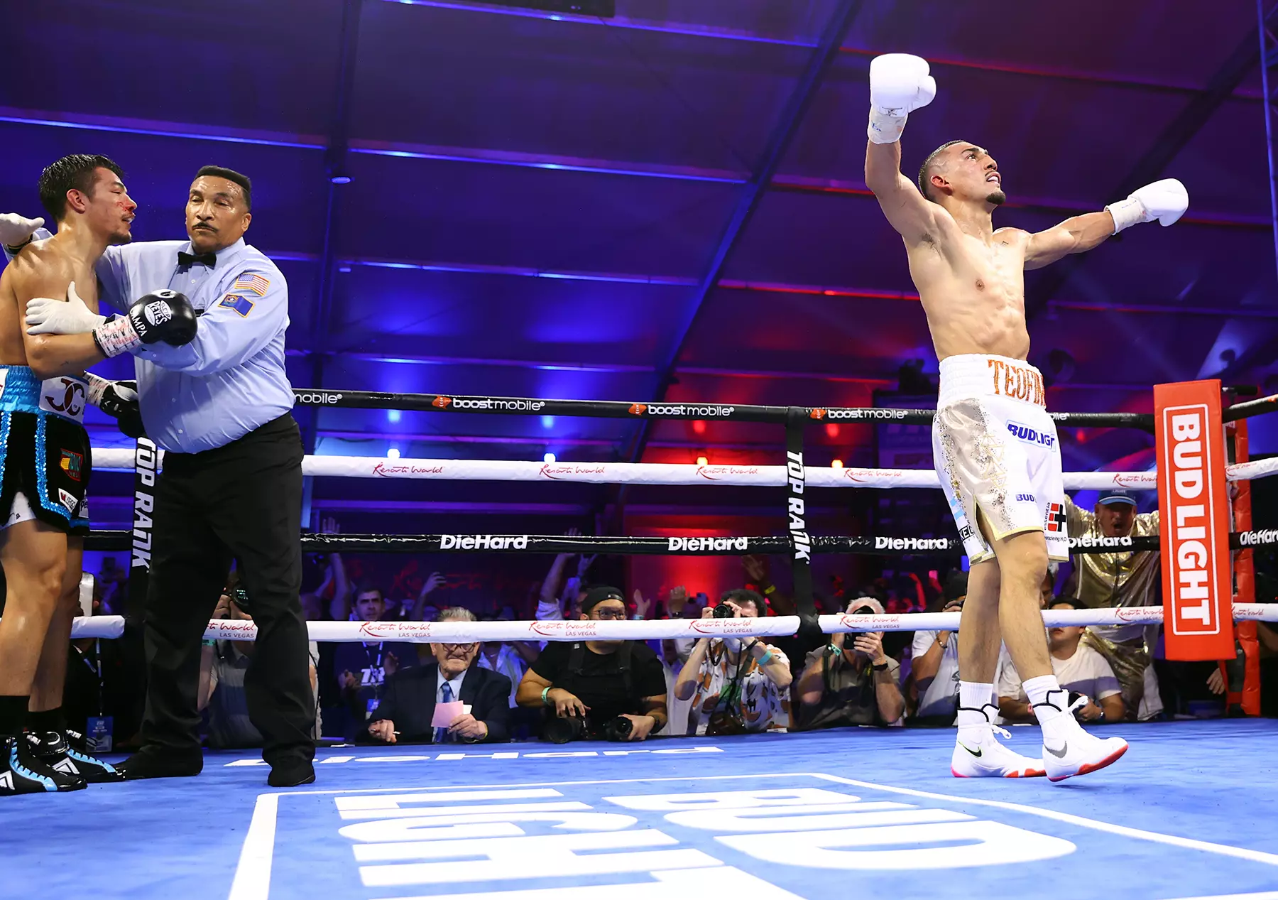 Teofimo Lopez Blasts Campa In Move Up In Weight