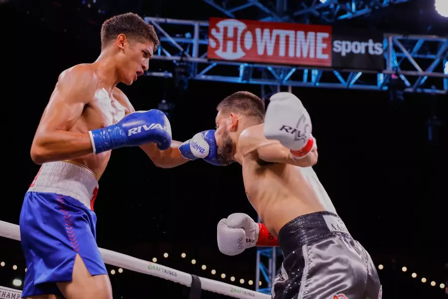 Sebastian Fundora Routs Ocampo To Retain Interim WBC Title