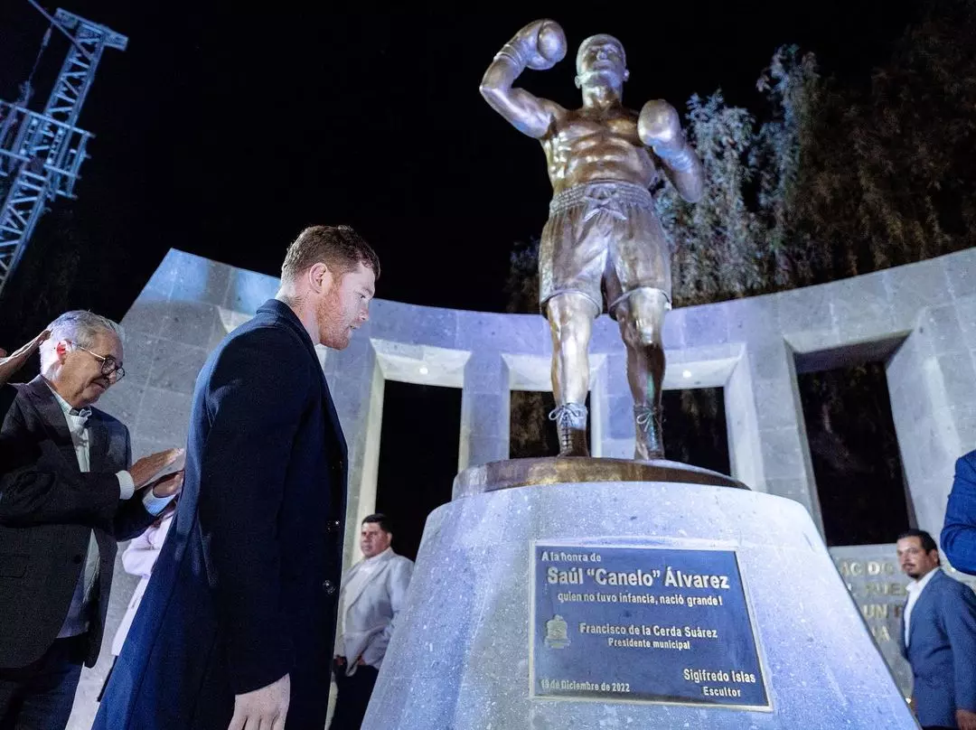 Canelo Alvarez Gets Life Sized Statue In Mexico