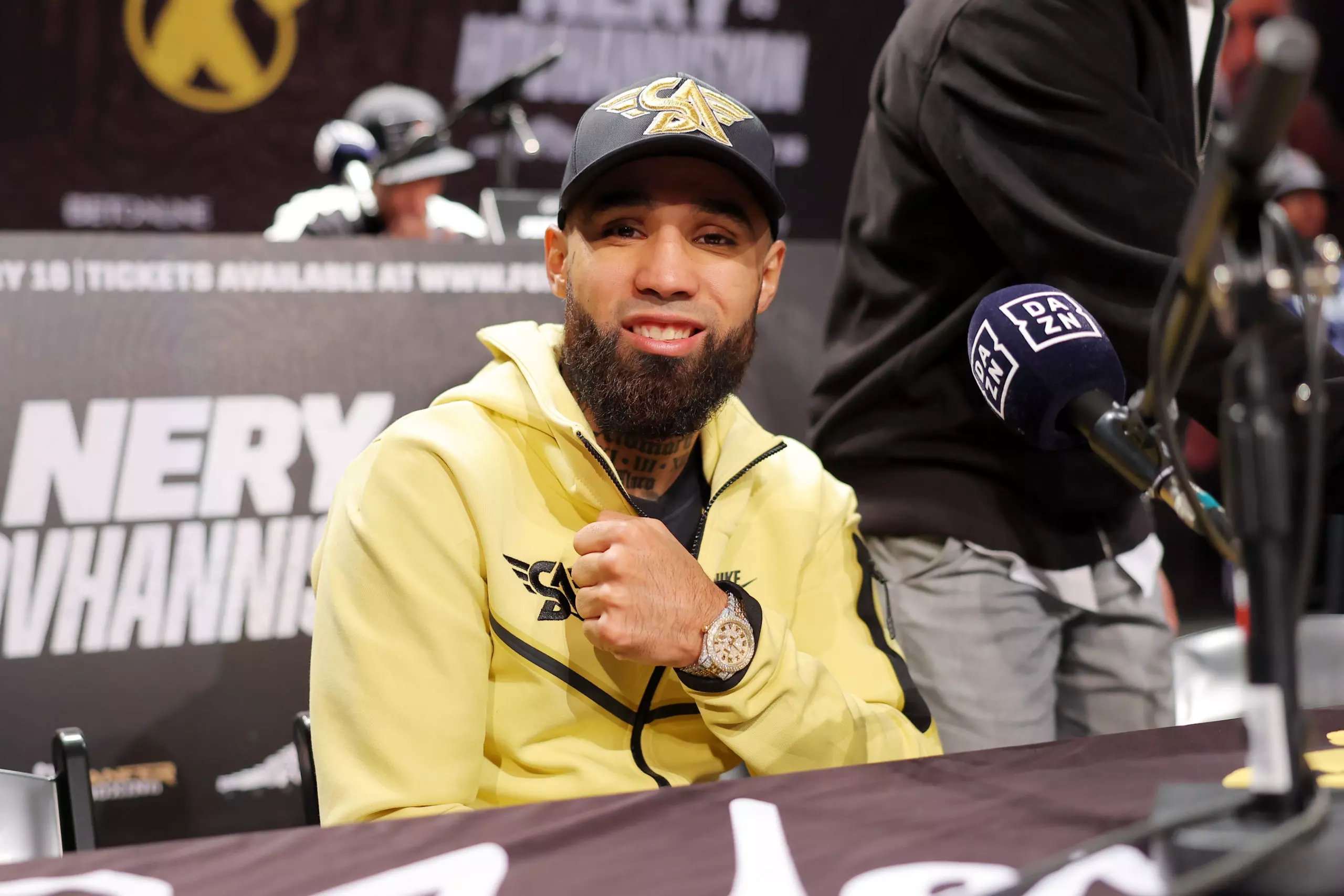 Former World Champ Luis Nery Headlines For Golden Boy