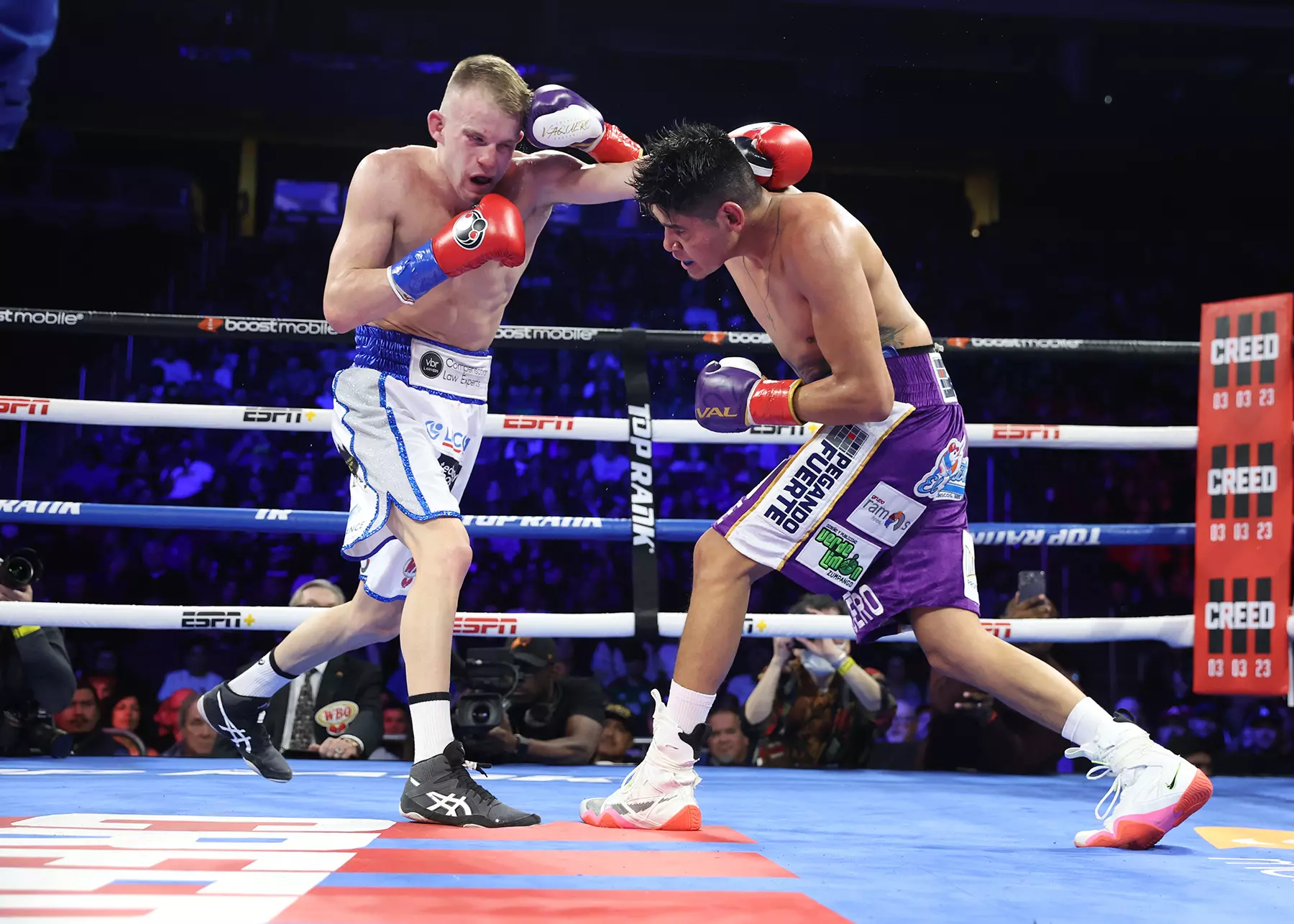 Emanuel Navarrete Gets Off Deck To Score Wild TKO