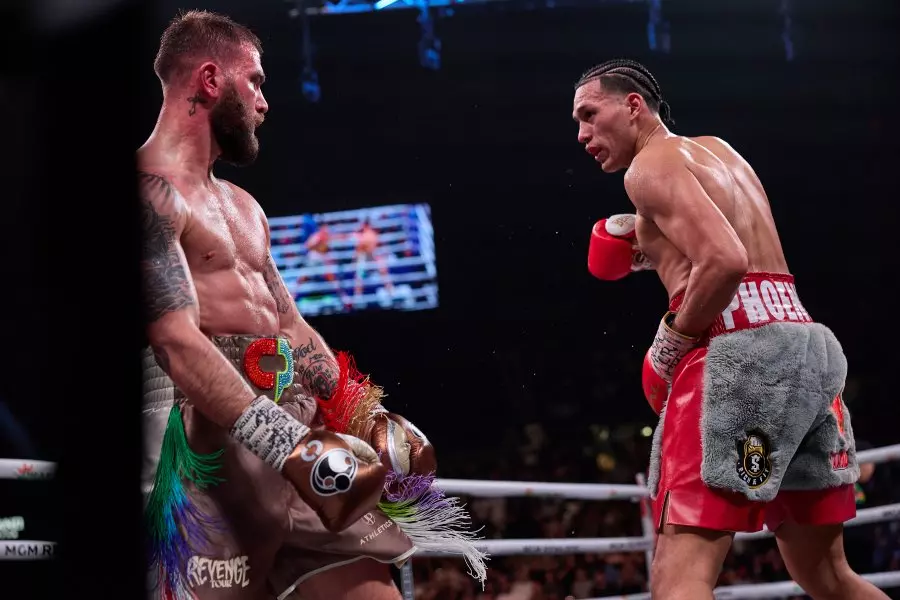 David Benavidez stalking Caleb Plant
