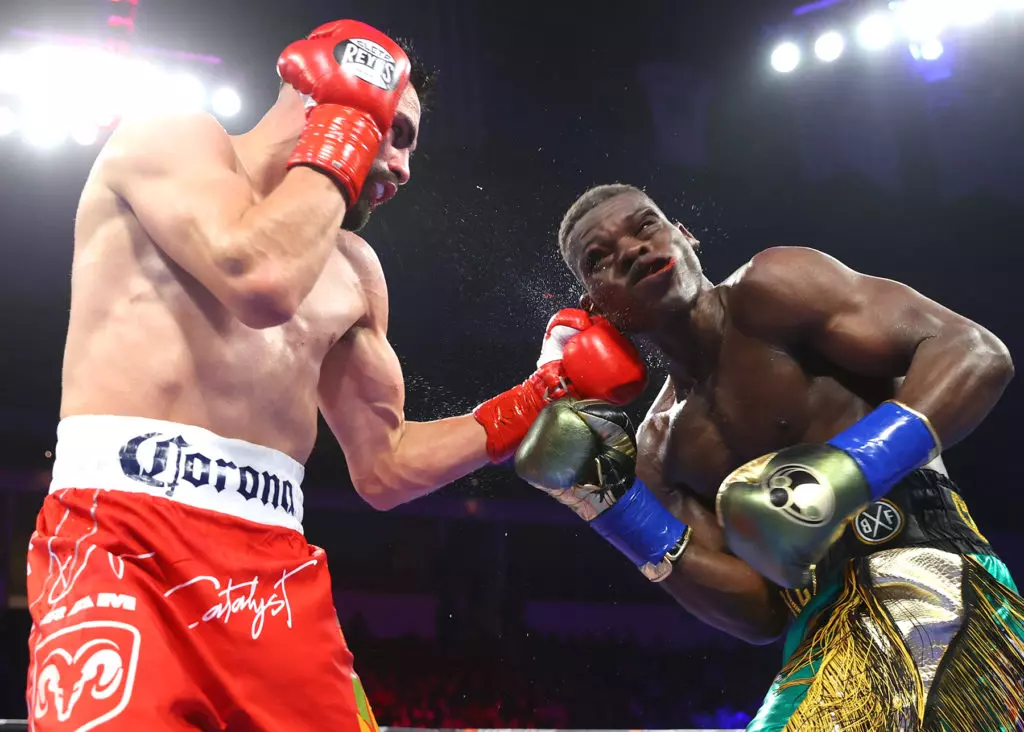 Jose Ramirez vs Richard Commey action14
