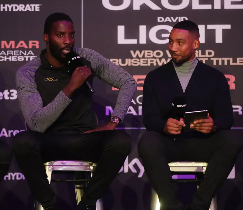 MANCPRESSCONF OKOLIEvLIGHT 21