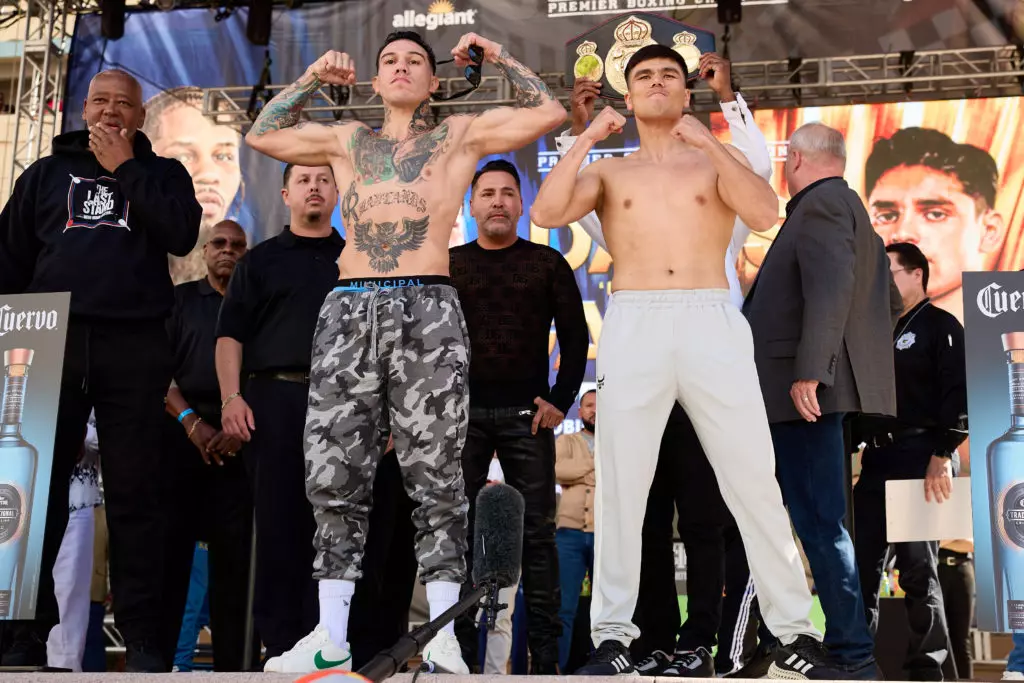 0071 Davis vs Garcia Weigh ins