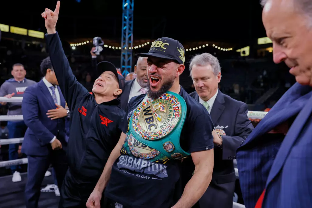 0140 Sebastian Fundora vs Brian Mendoza