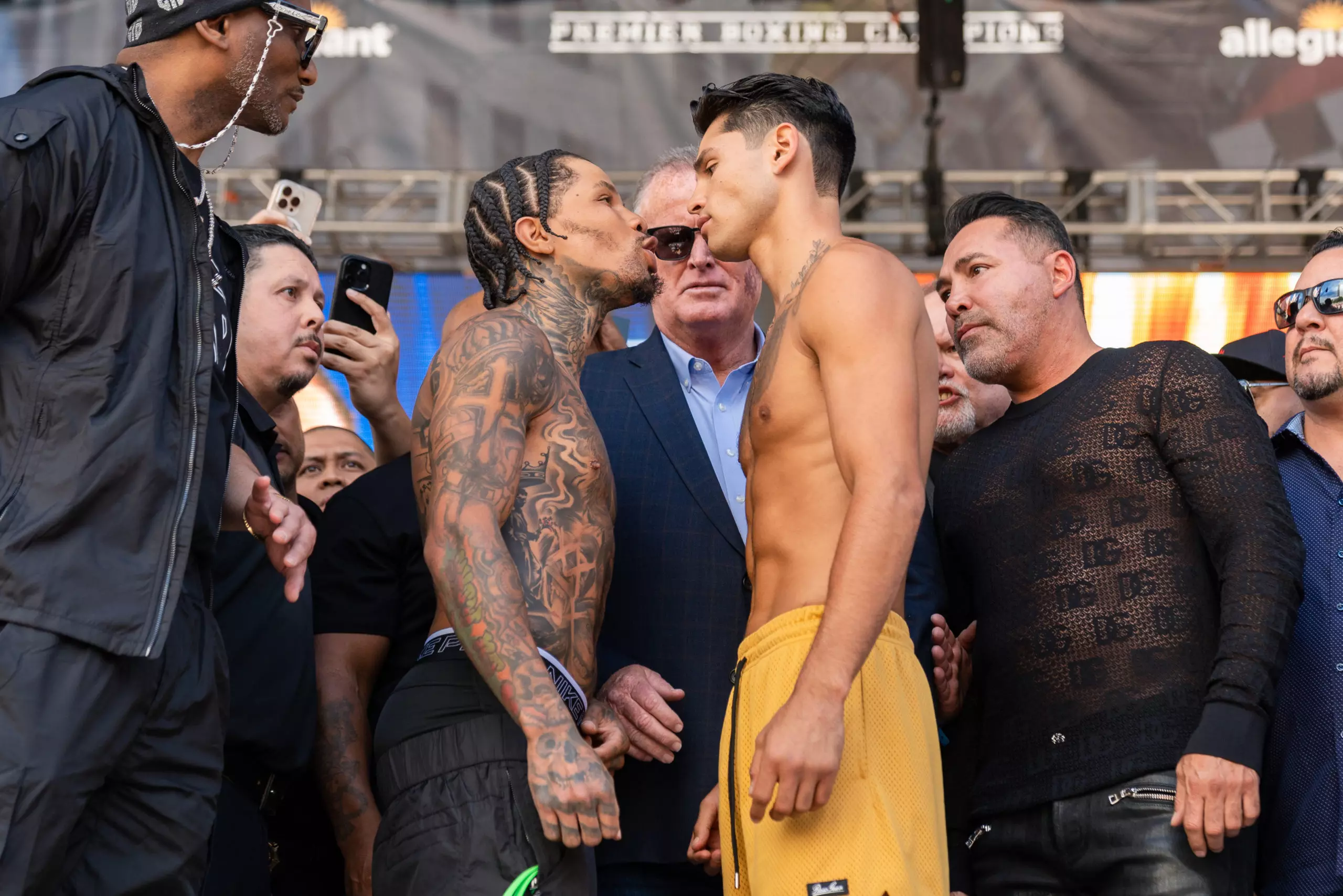 Davis vs Garcia Weigh in 04.21.23 04 22 2023 Weigh in 2 scaled