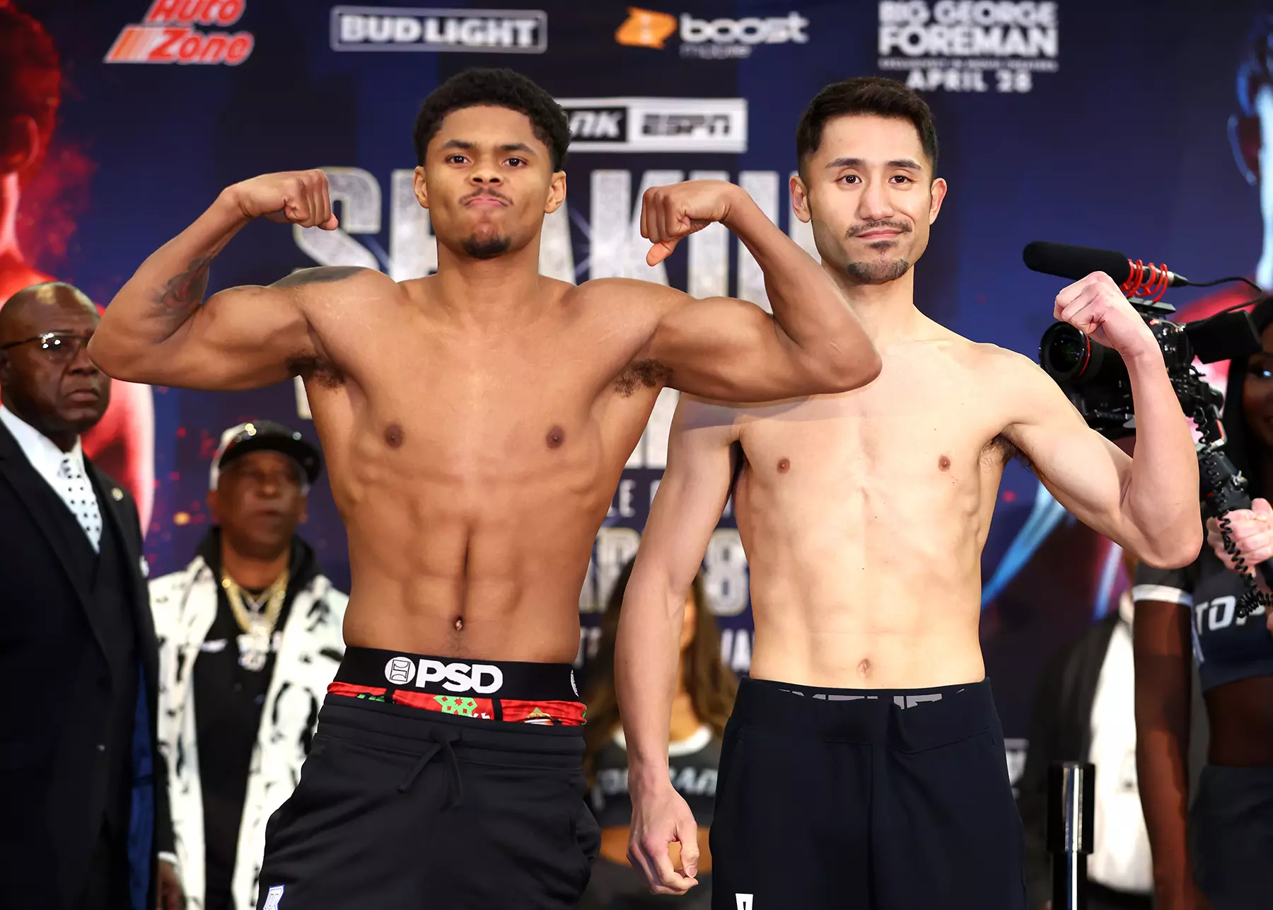 Shakur Stevenson vs Shuichiro Yoshino pose