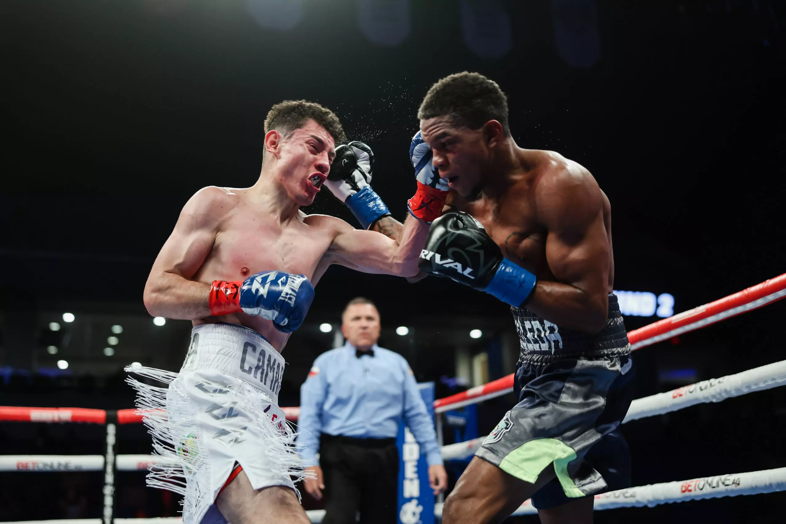 Maxi Hughes to Face Lightweight KO Specialist
