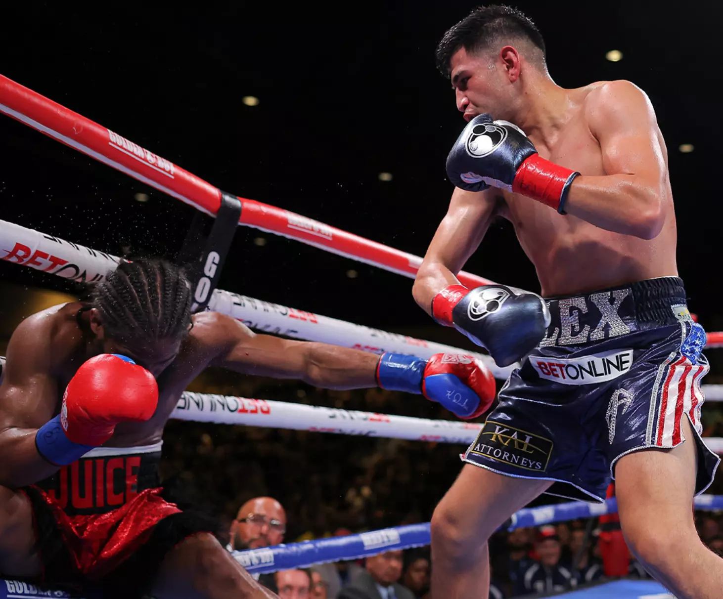 Alexis Rocha Caps Golden Boy Show With Another KO