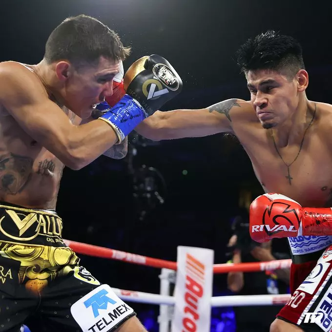 Emanuel Navarrete vs. Denys Berinchyk: How to Stream, Betting Odds and Fight Card