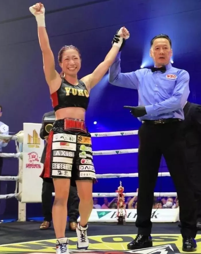 Yuko Kuroki defeats Montserrat Alarcón