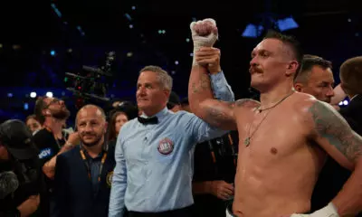 Oleksandr Usyk stops Daniel Dubois