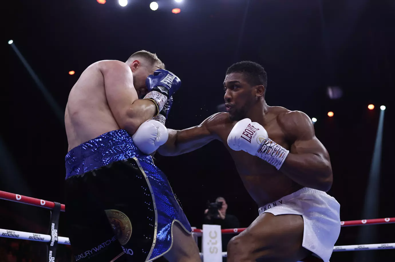 ‘Absolutely Colossal’: Eddie Hearn Reveals Heavyweight Clash Remains a Possibility for 2024