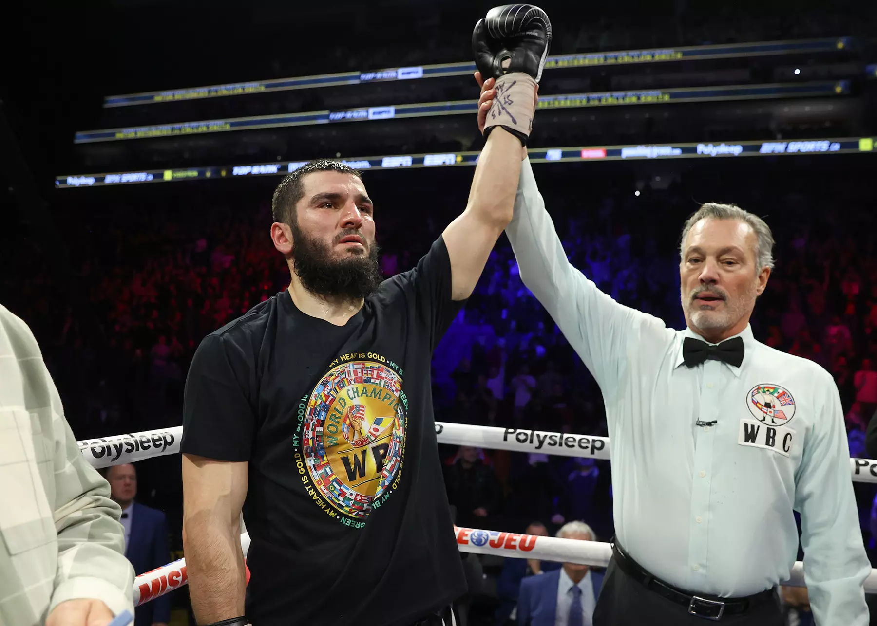 'His Feet Are Very Very Good': Eddie Hearn Speaks on Artur Beterbiev vs. Dmitry Bivol