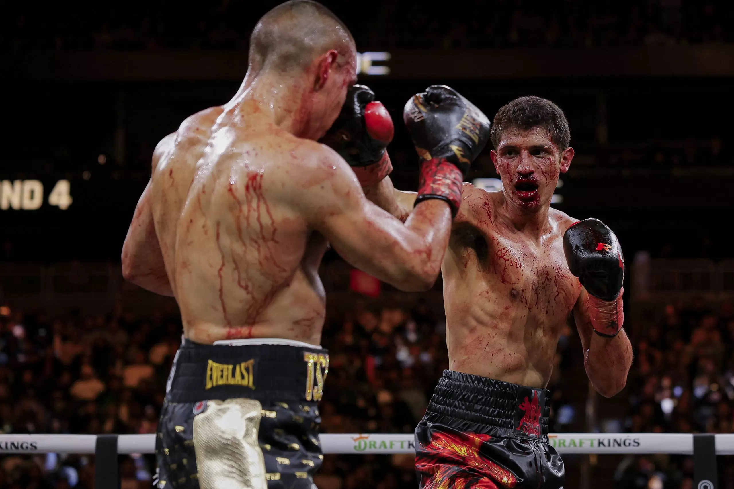 Sebastian Fundora Unifies Titles in Bloody Affair Against Tim Tszyu