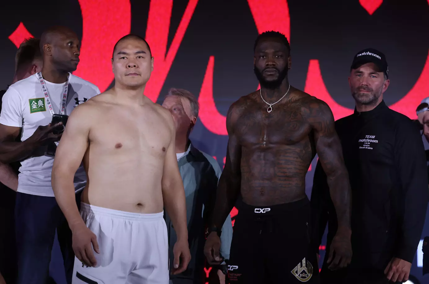 Zhilei Zhang vs. Deontay Wilder Ends With Brutal Knockout