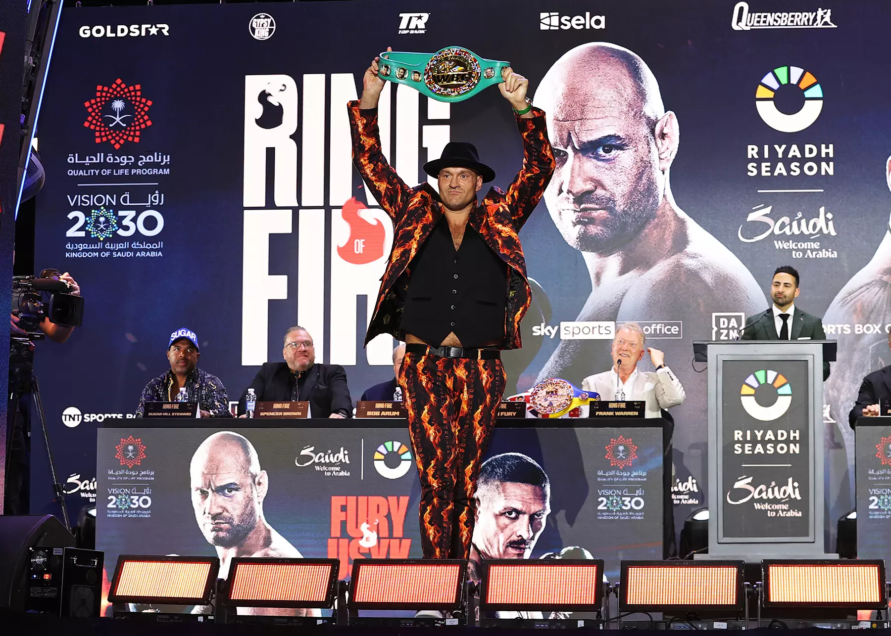 Tyson Fury arrives with belt before Oleksandr Usyk Ring of Fire fight
