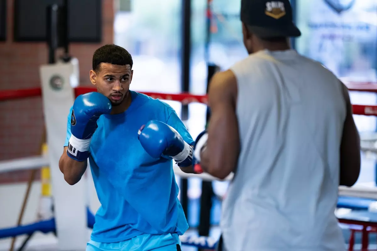 Rolly Romero Fires Expletive at Canelo, Backs Crawford