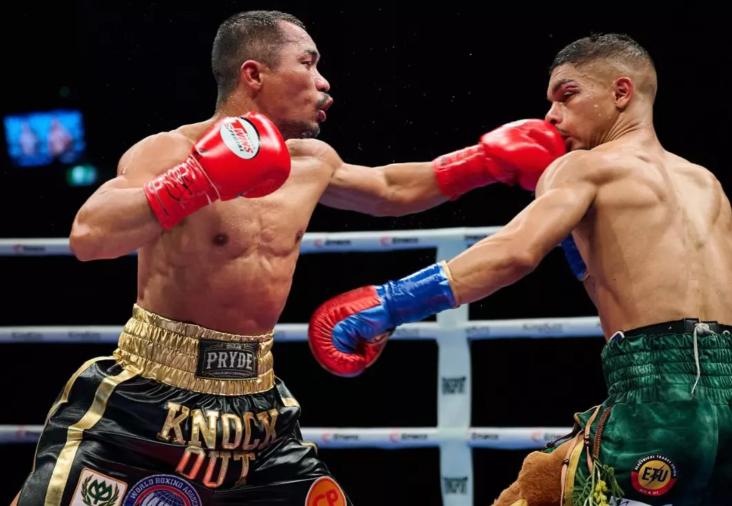 Title Fights From Around the World: Niyomtrong and Daniels Retain