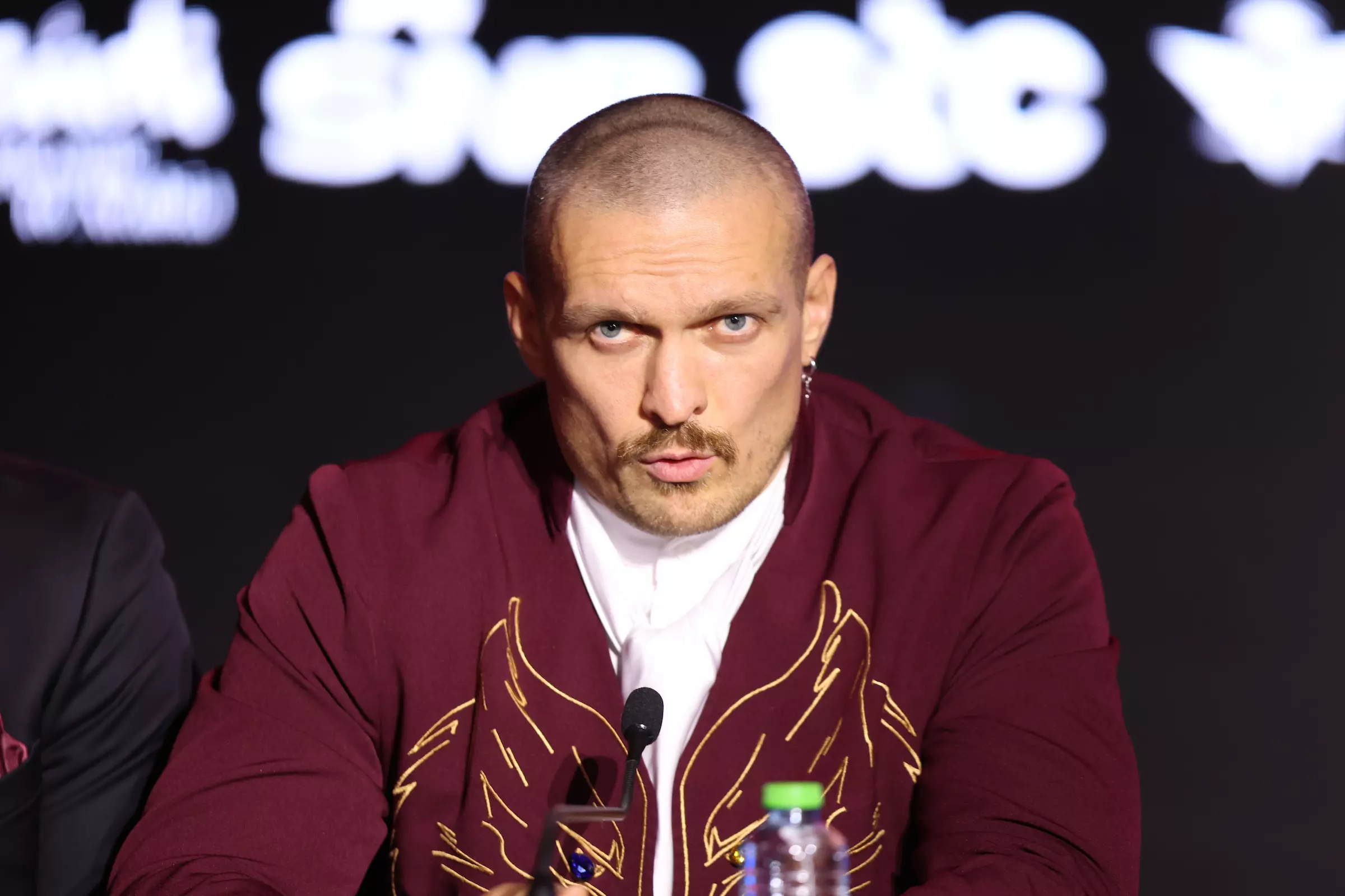 Oleksandr Usyk vacates one of his heavyweight world titles