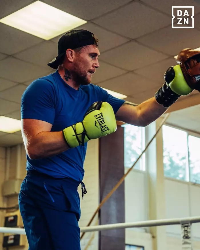 Darren Till in training