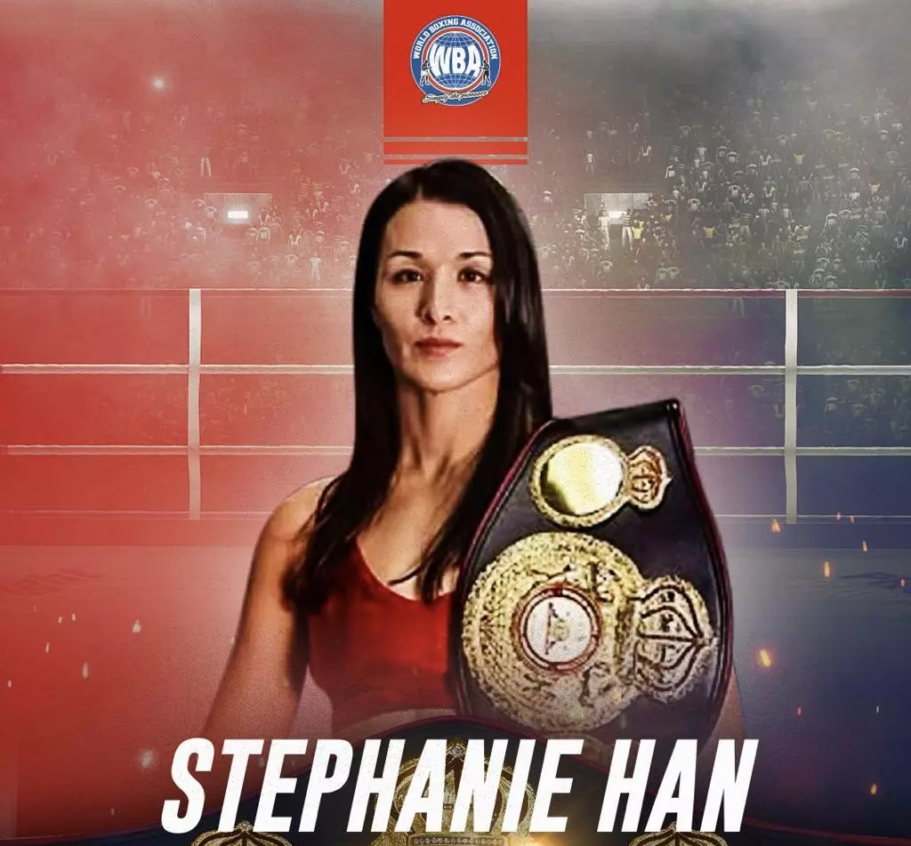 Title Fights From Around the World: Lightweight KO & New Champions Crowned - Stephanie Han