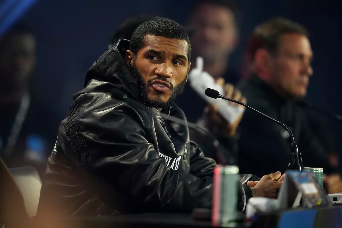Chris Eubank Jr vs Conor Benn II - Liam Smith weighs in
