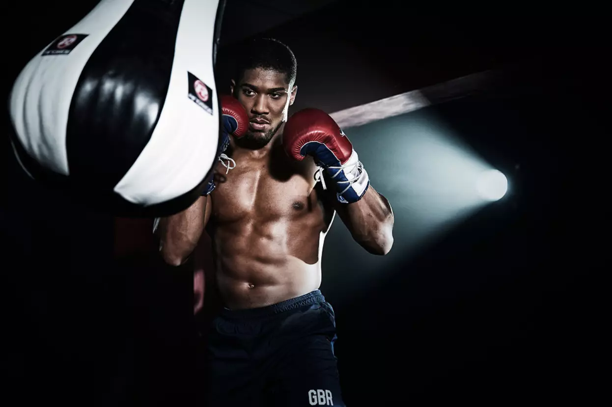 Jake Paul vs Joshua – British heavyweight analyses fight and offers to spar Paul