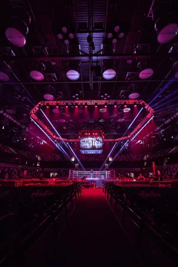 George Groves Names 'The Future of Female Boxing' - Caroline Dubois