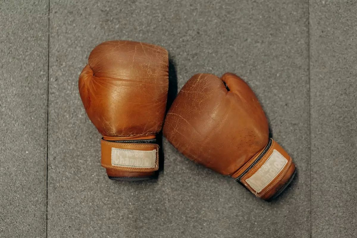 Ali vs Liston II: Reliving the Controversy from May 25, 1965 - Muhammad Ali vs Sonny Liston II