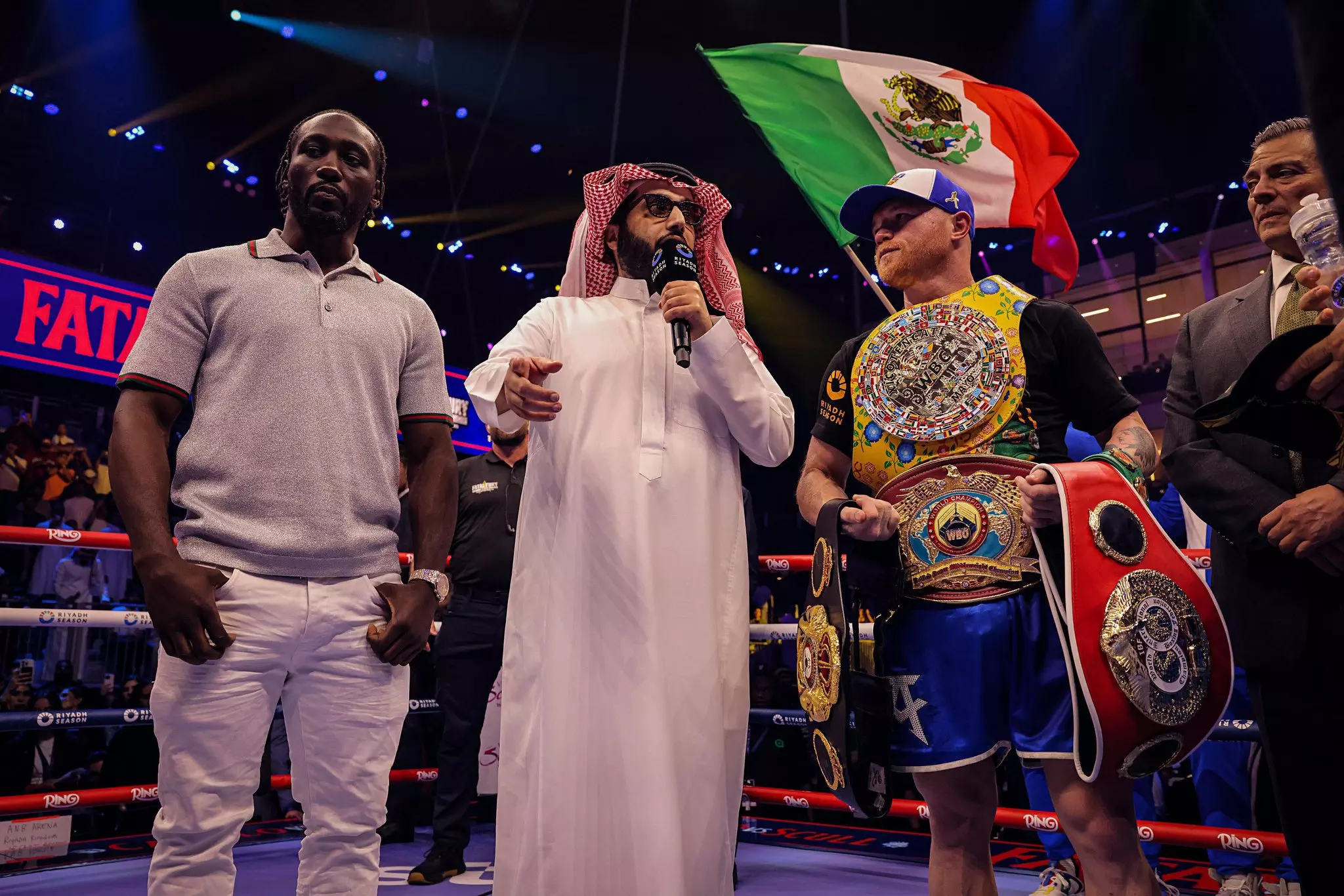 Canelo Alvarez vs Terence Crawford: See Which Experts Have Made Their Picks