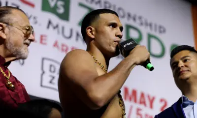David Benavidez holding microphone at press conference for Gilberto Ramirez fight
