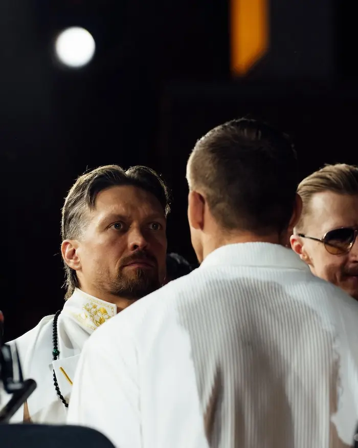 Oleksandr Usyk vs Rico Verhoeven face off at final press conference before May 23 fight