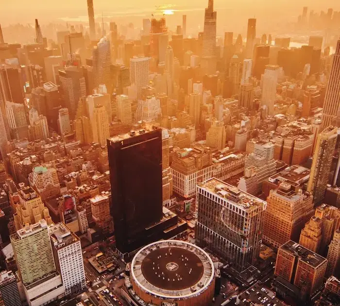 Xander Zayas vs Jaron Ennis: Arial shot of NYC, including Madison Square Garden.