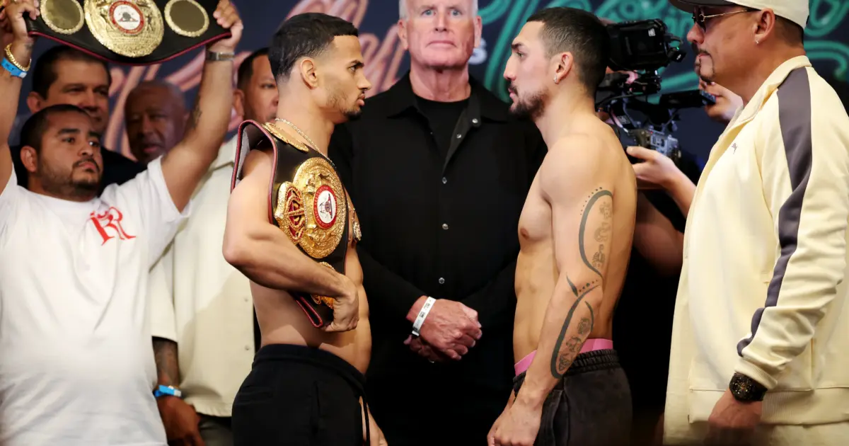 Rolly Romero and Teófimo López face off